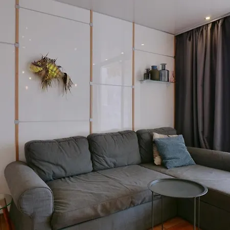 Life 365 Apartment