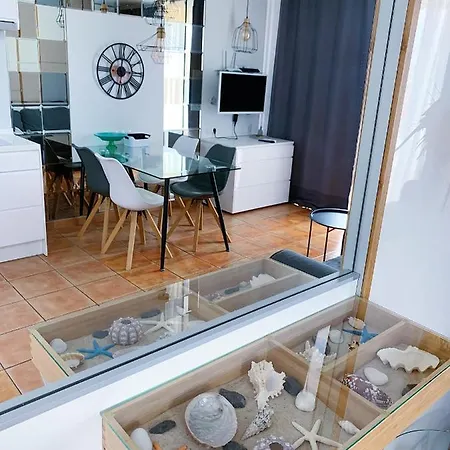 Apartment Life 365 *